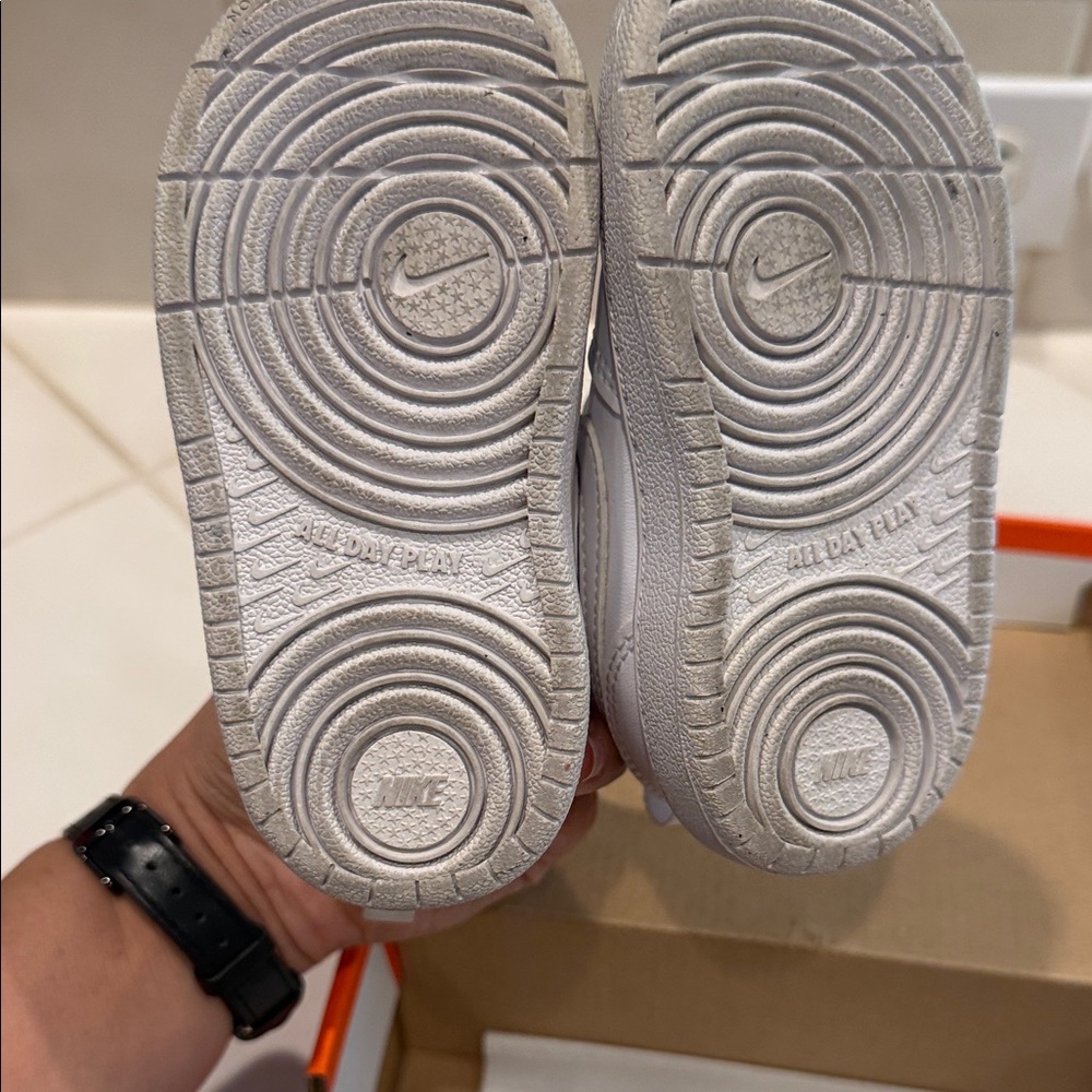 Kids White Sneakers - Picture 3 of 10